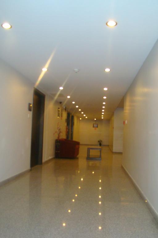 The Curzon Court Hotell Bangalore Exteriör bild
