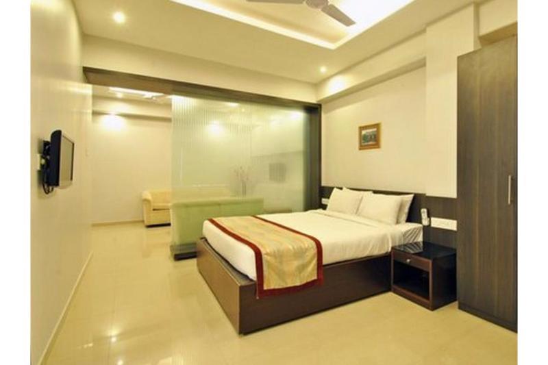 The Curzon Court Hotell Bangalore Exteriör bild